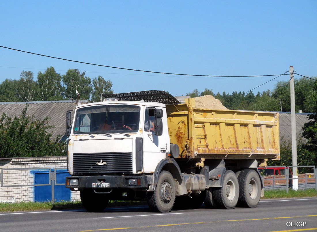 Витебская область, № АВ 9333-2 — МАЗ-5516 (общая модель)