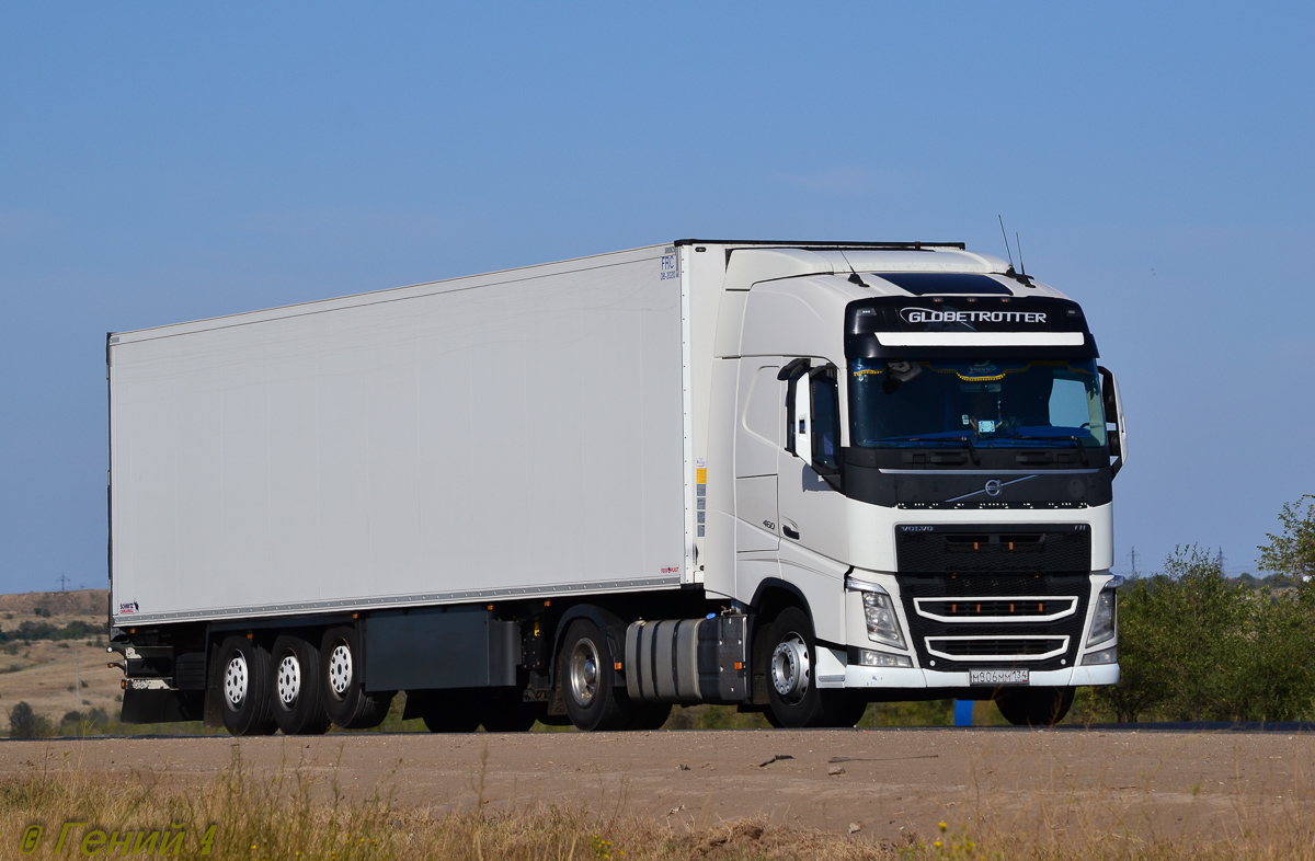 Волгоградская область, № М 806 ММ 134 — Volvo ('2012) FH.460 [X9P]