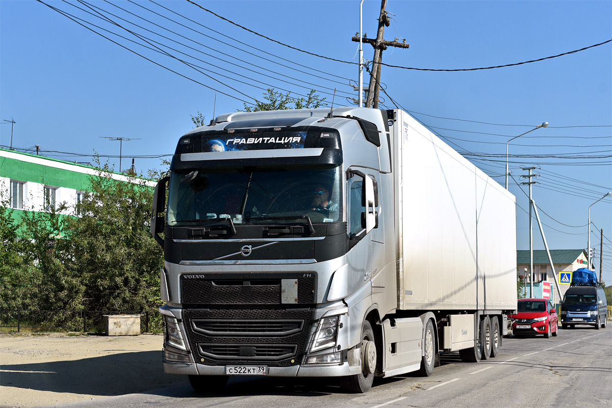 Калининградская область, № С 522 КТ 39 — Volvo ('2012) FH.460; Volvo ('2012) FH "Гравитация" (Саха (Якутия))