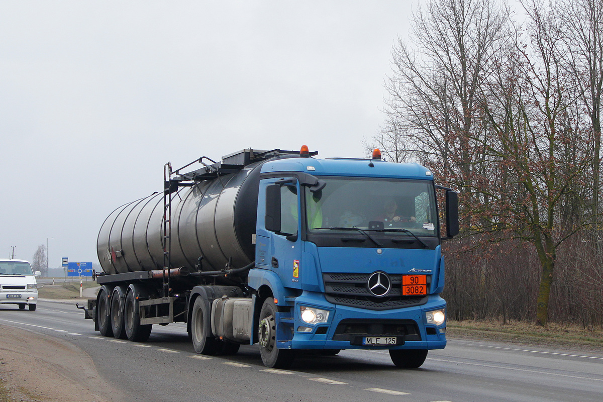 Литва, № MLE 125 — Mercedes-Benz Actros ('2011) 1843