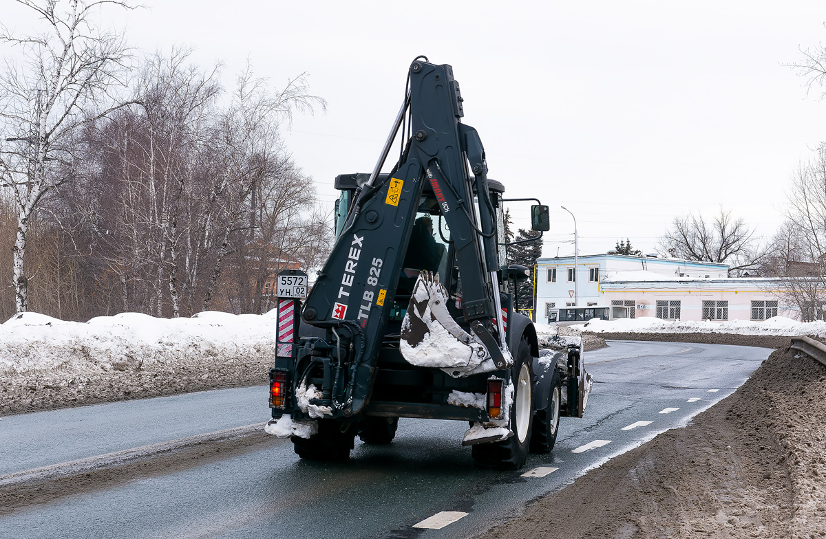 Башкортостан, № 5572 УН 02 — Terex TLB-825