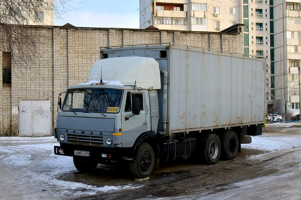 Волгоградская область, № Х 885 УО 34 — КамАЗ-53212