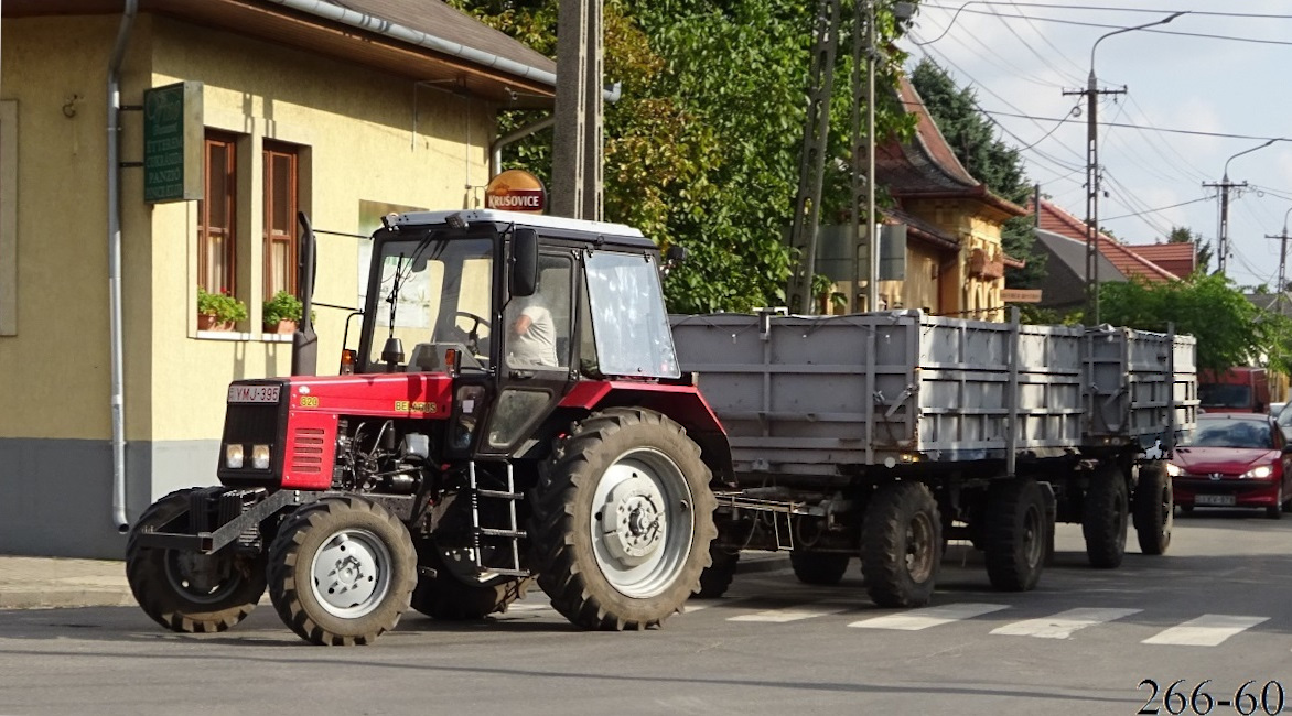 Венгрия, № YMJ-395 — Беларус-820; Венгрия — Сбор винограда в Венгрии