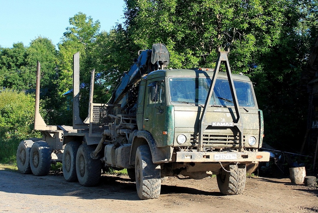 Псковская область, № М 832 АВ 99 — КамАЗ-43118-13 [43118N]