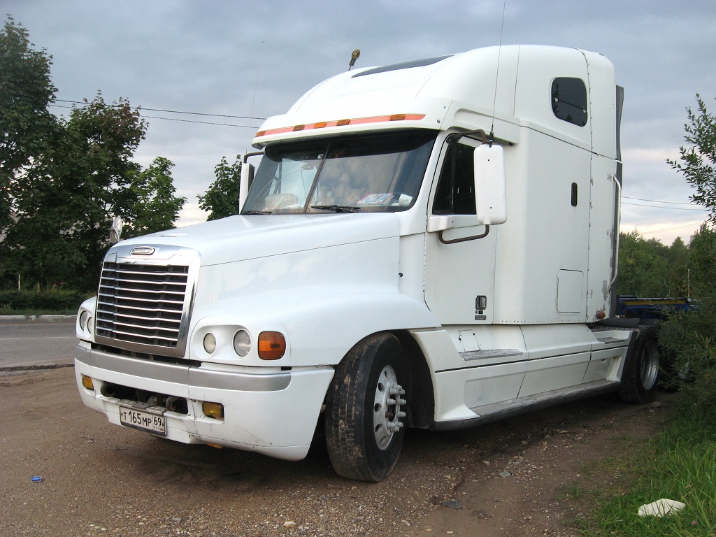 Тверская область, № Т 165 МР 69 — Freightliner Century Class