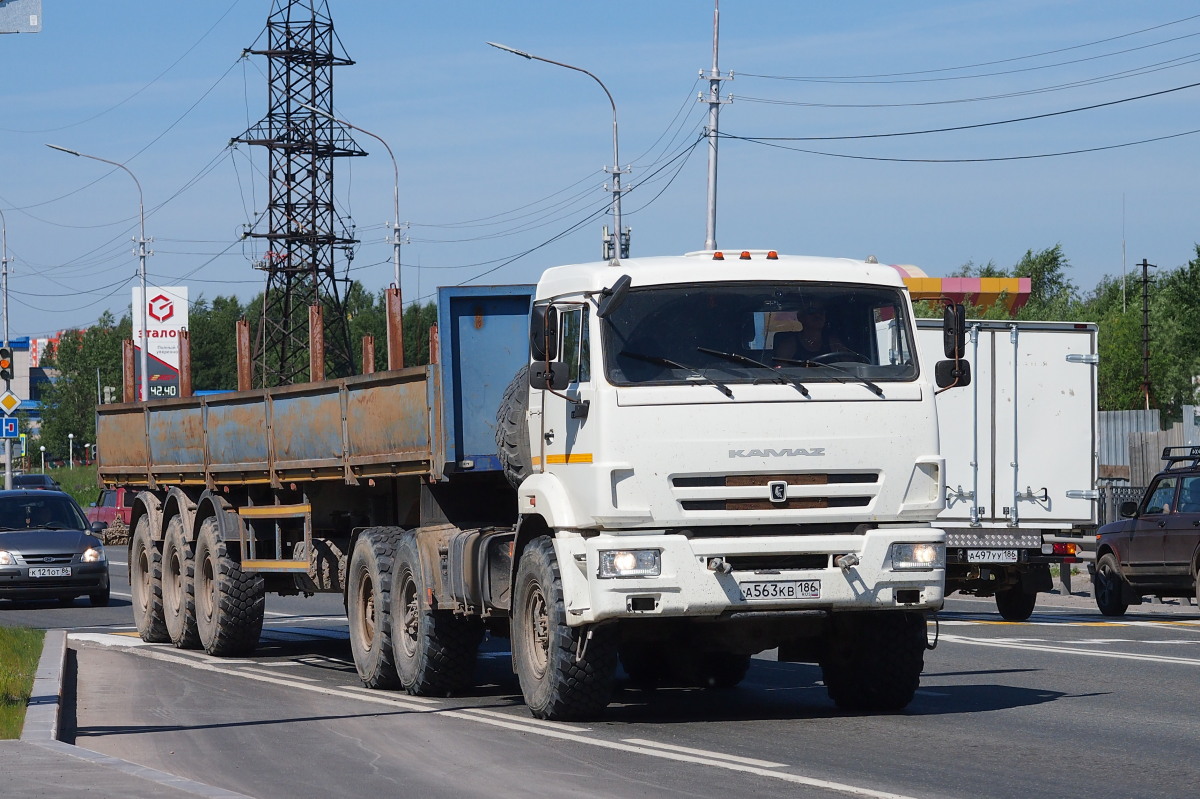 Ханты-Мансийский автоном.округ, № А 563 КВ 186 — КамАЗ-53504-46