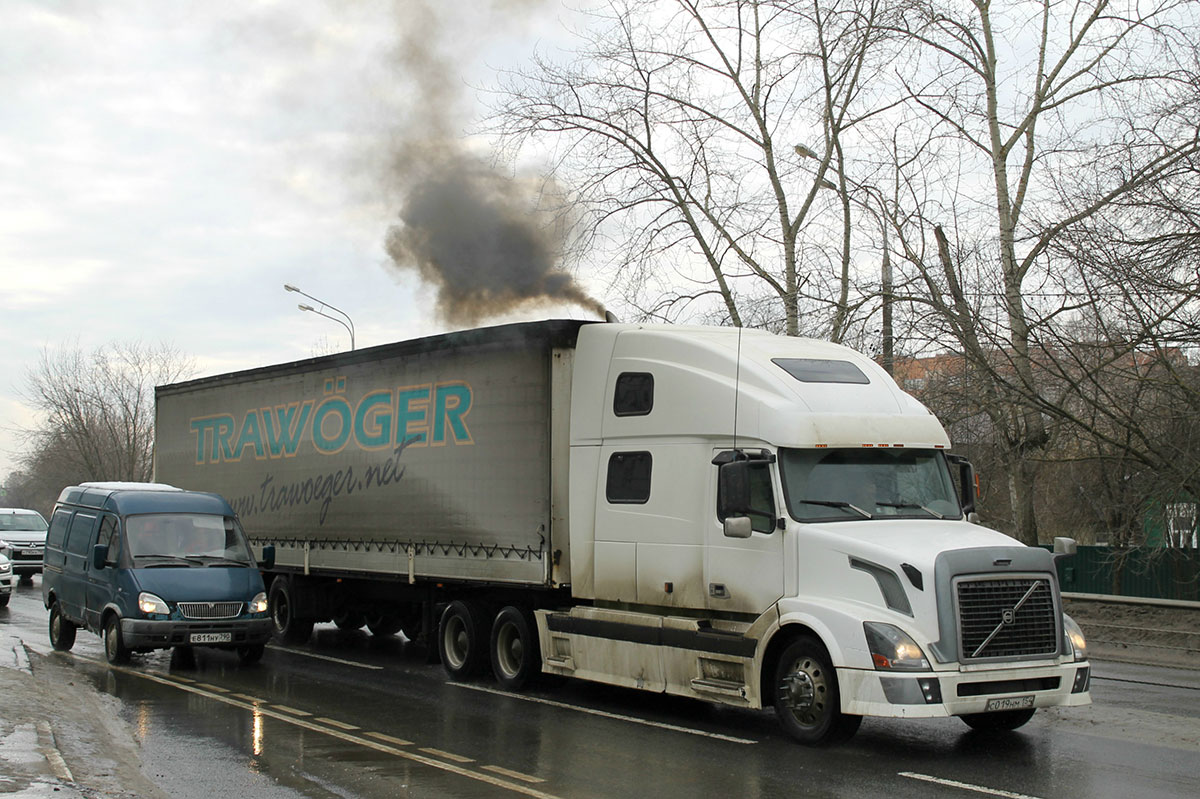 Новосибирская область, № С 019 НМ 154 — Volvo VNL780