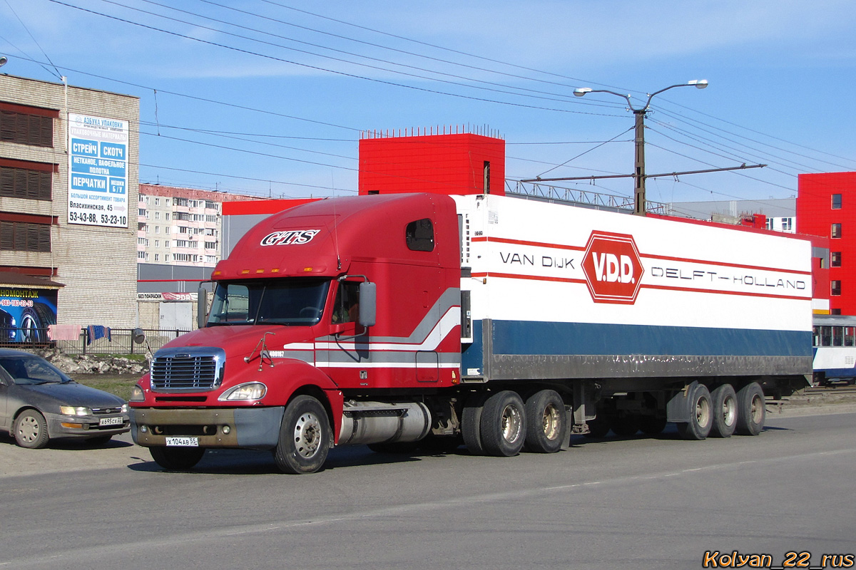 Омская область, № Х 104 АВ 55 — Freightliner Columbia