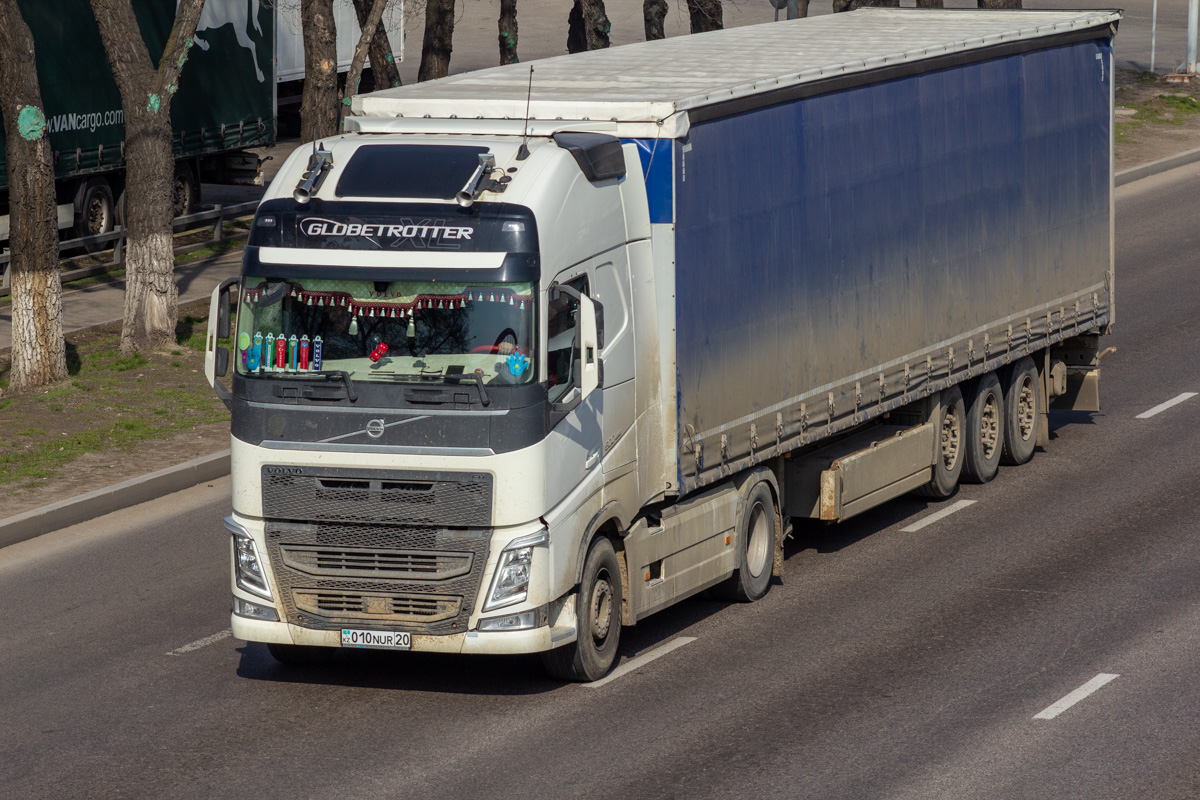 Улытауская область, № 010 NUR 20 — Volvo ('2012) FH.500