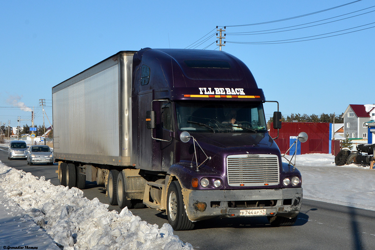 Алтайский край, № У 744 АР 47 — Freightliner Century Class