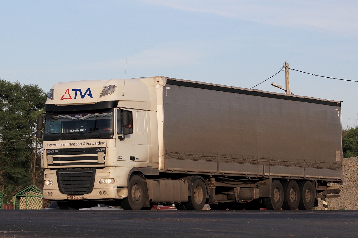 Псковская область, № Р 560 КК 60 — DAF XF105 FT