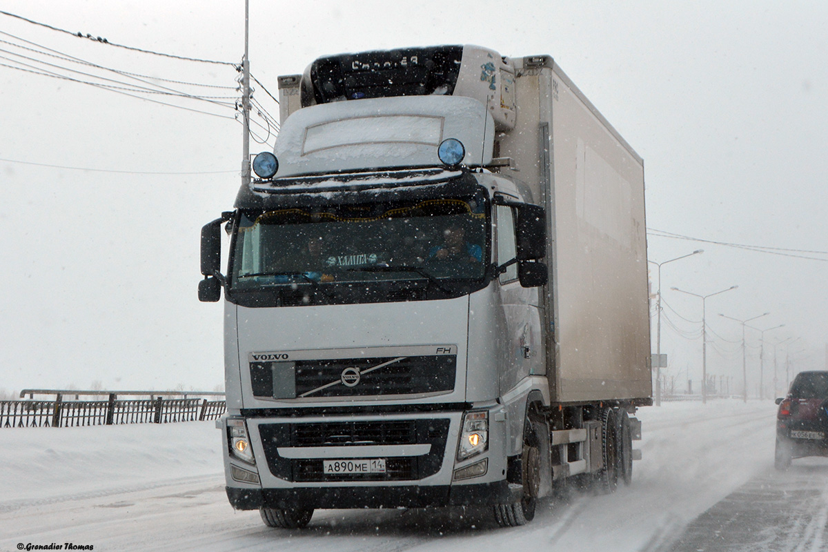 Саха (Якутия), № А 890 МЕ 14 — Volvo ('2008) FH.460