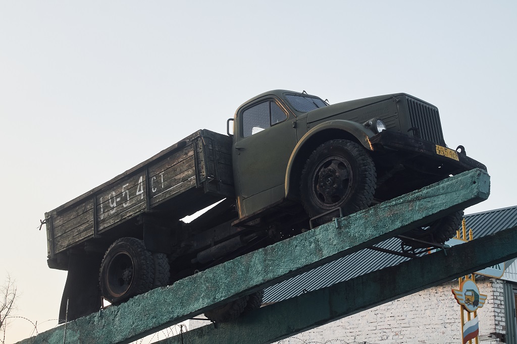 Ставропольский край, № 1954 СТ — ГАЗ-51А; Ставропольский край — Автомобили на постаментах; Техника на постаментах, памятники (Ставропольский край)