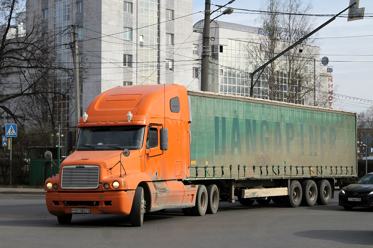 Москва, № Н 821 ВУ 71 — Freightliner Century Class