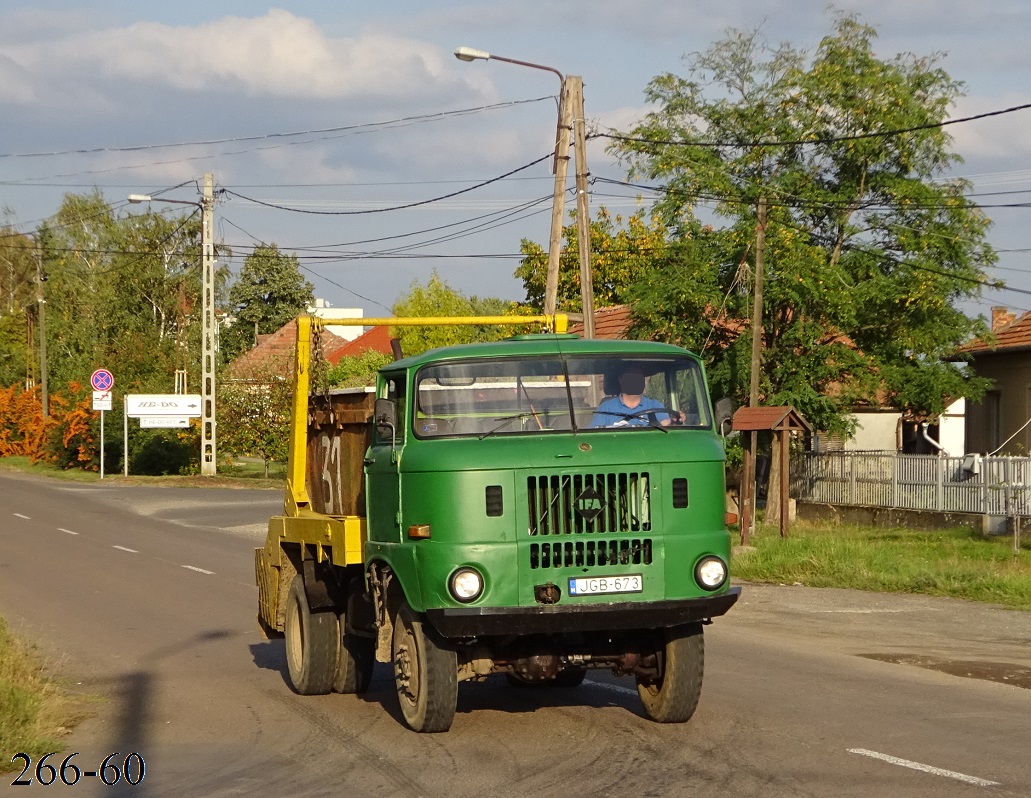 Венгрия, № JGB-673 — IFA W50LA/K, LA/Z; Венгрия — Сбор винограда в Венгрии