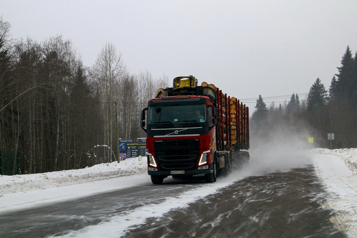 Карелия, № М 617 УТ 10 — Volvo ('2012) FH.500 [X9P]