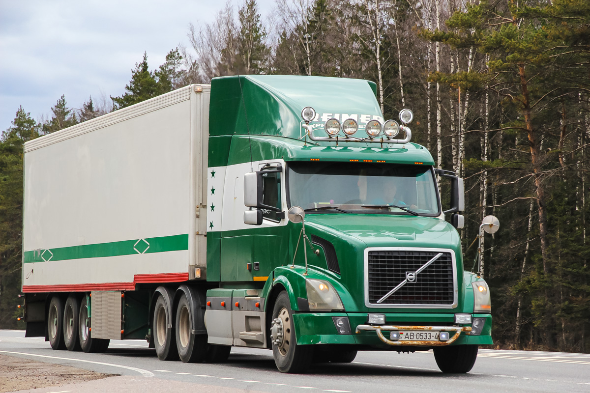 Гродненская область, № АВ 0533-4 — Volvo VNL630