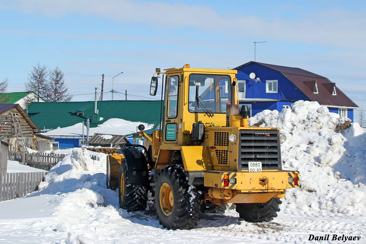 Ненецкий автономный округ, № 0880 ОО 83 — Амкодор-332С4