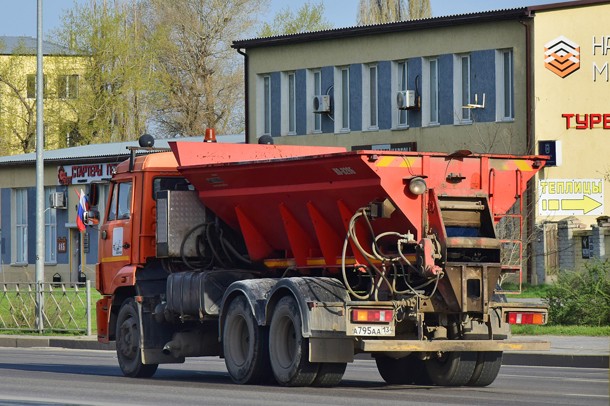 Волгоградская область, № А 795 АА 134 — КамАЗ-65115-A4