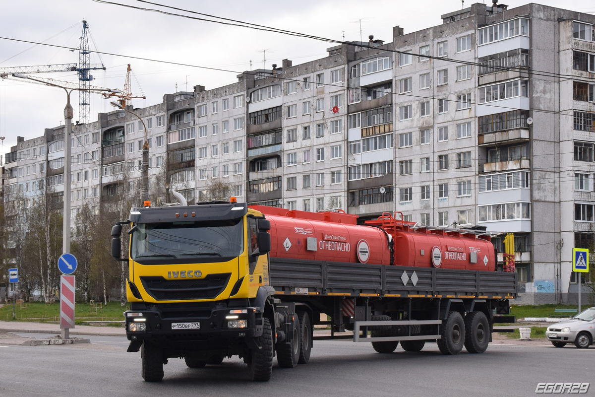 Архангельская область, № Р 150 ВР 797 — IVECO-AMT Trakker ('2013)