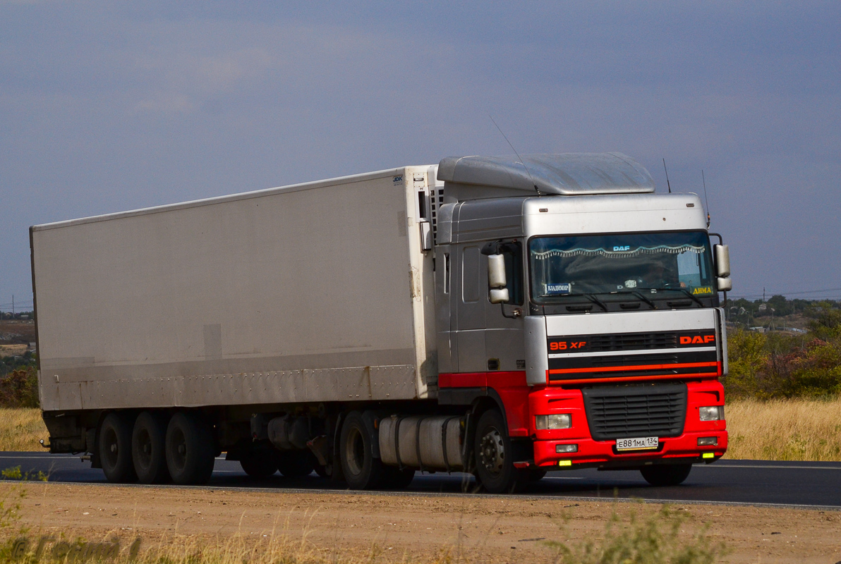 Волгоградская область, № Е 881 МА 134 — DAF 95XF FT