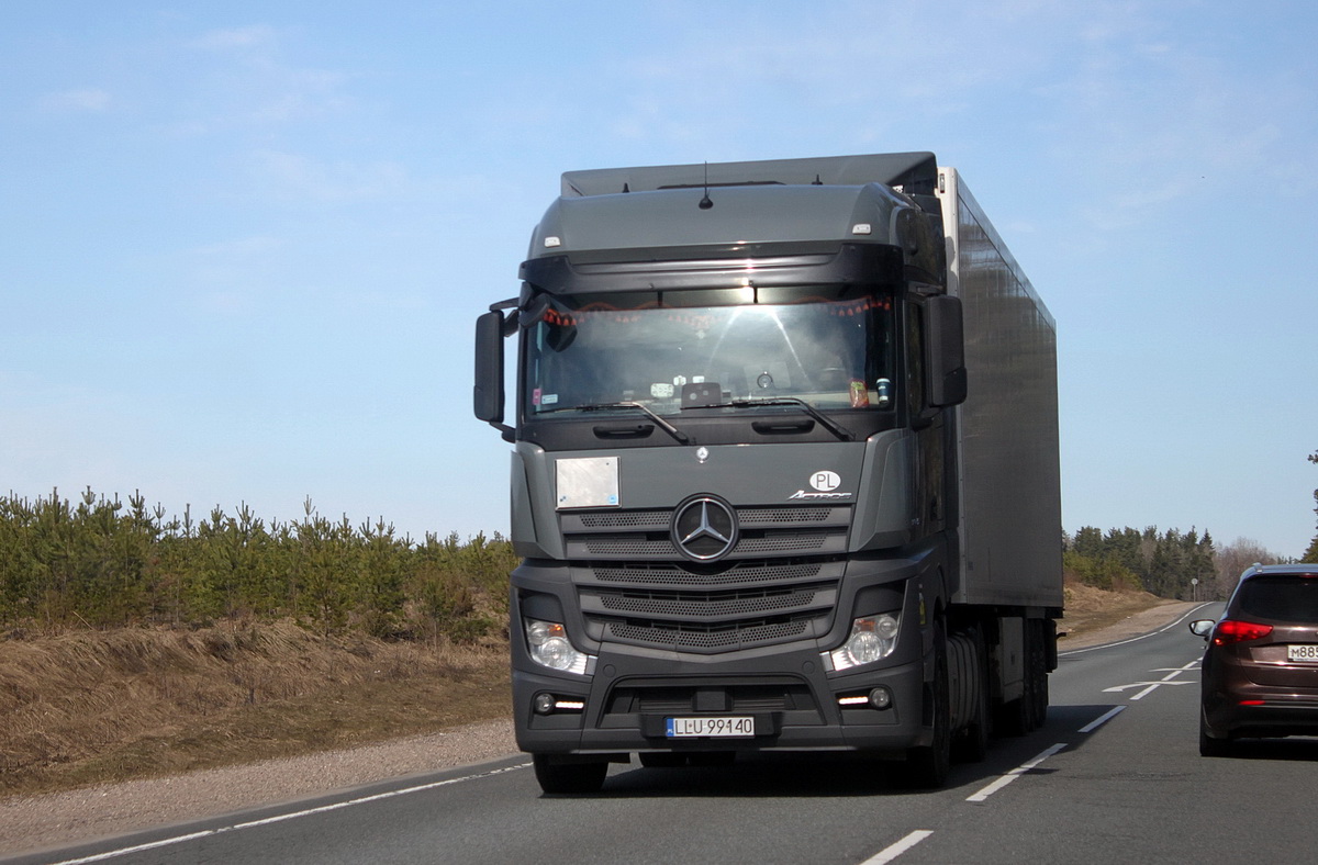 Польша, № LLU 99140 — Mercedes-Benz Actros ('2011)