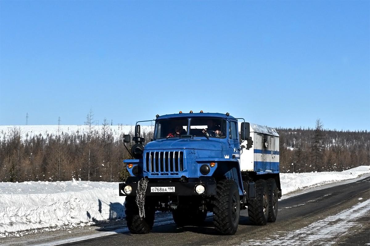 Санкт-Петербург, № О 768 ВА 198 — Урал-4320-41