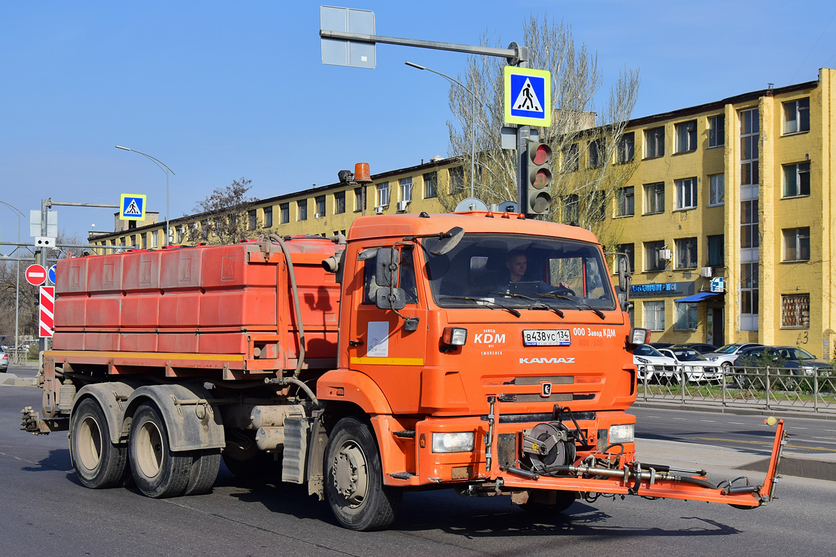 Волгоградская область, № В 438 УС 134 — КамАЗ-65115-42