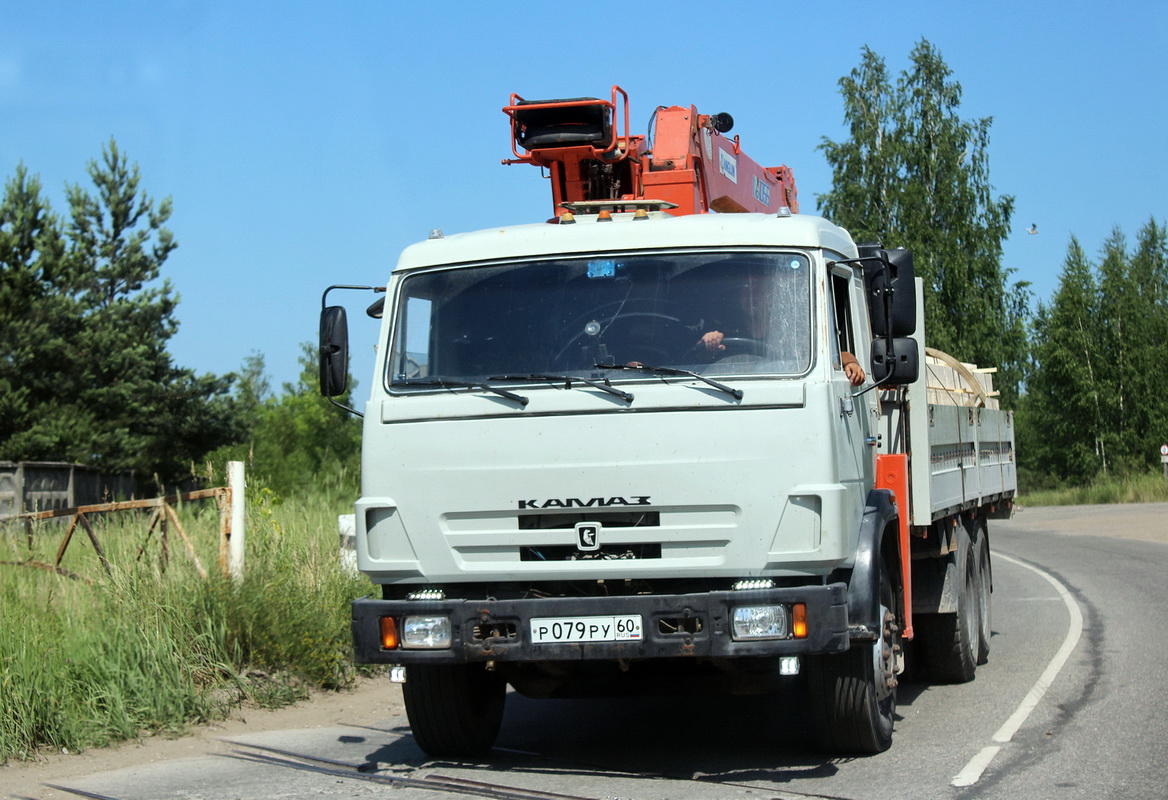 Псковская область, № Р 079 РУ 60 — КамАЗ-53215-13 [53215N]