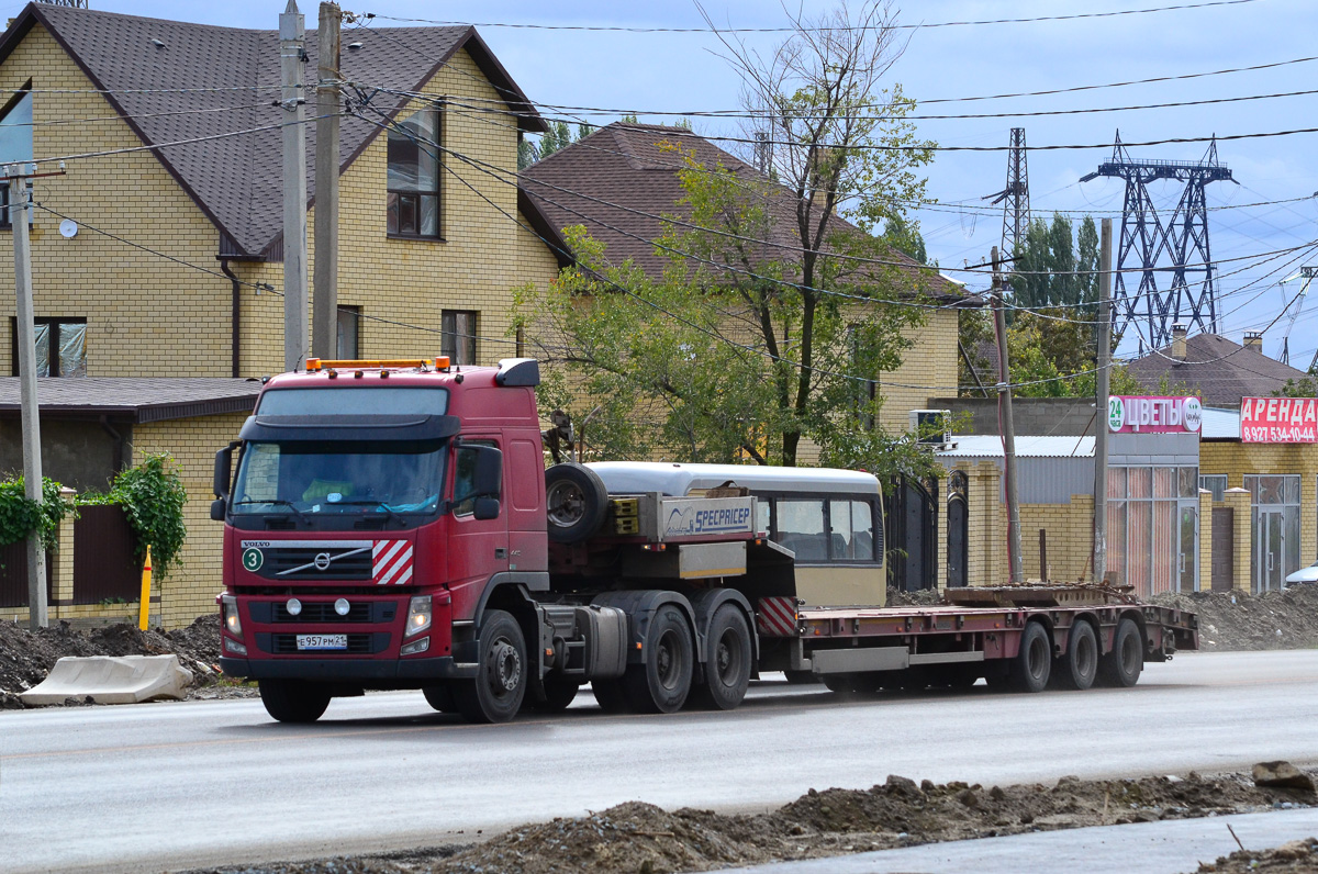 Чувашия, № Е 957 РМ 21 — Volvo ('2010) FM.440