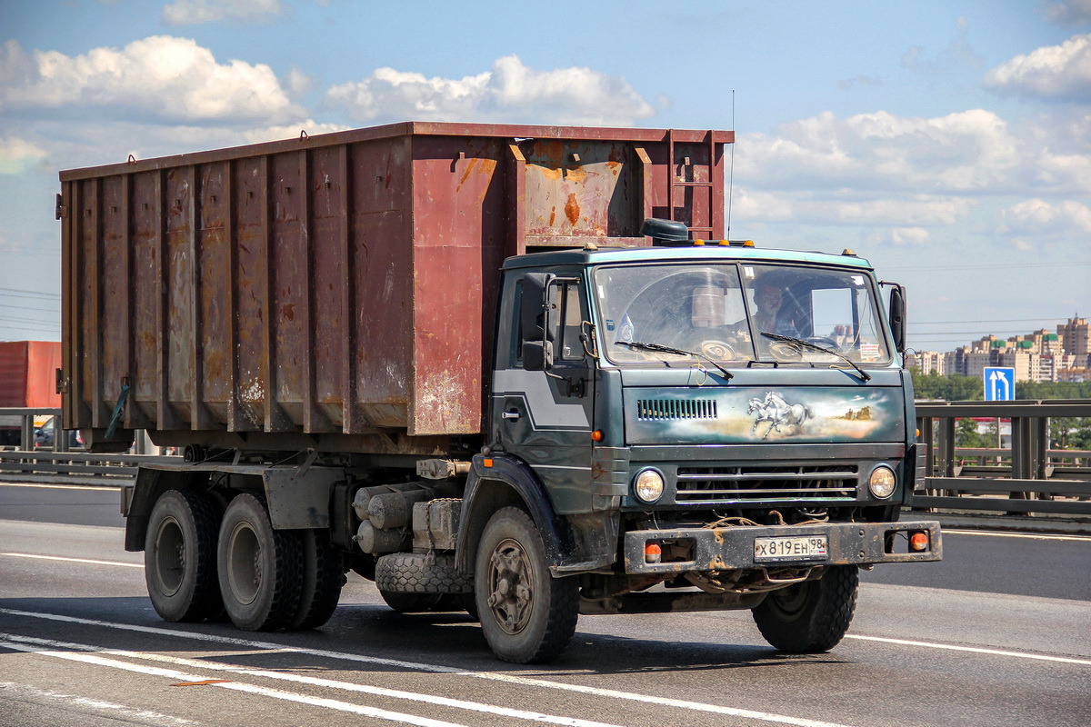 Санкт-Петербург, № Х 819 ЕН 98 — КамАЗ-53212