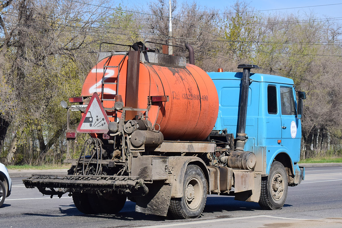 Волгоградская область, № С 794 РВ 34 — МАЗ-54323