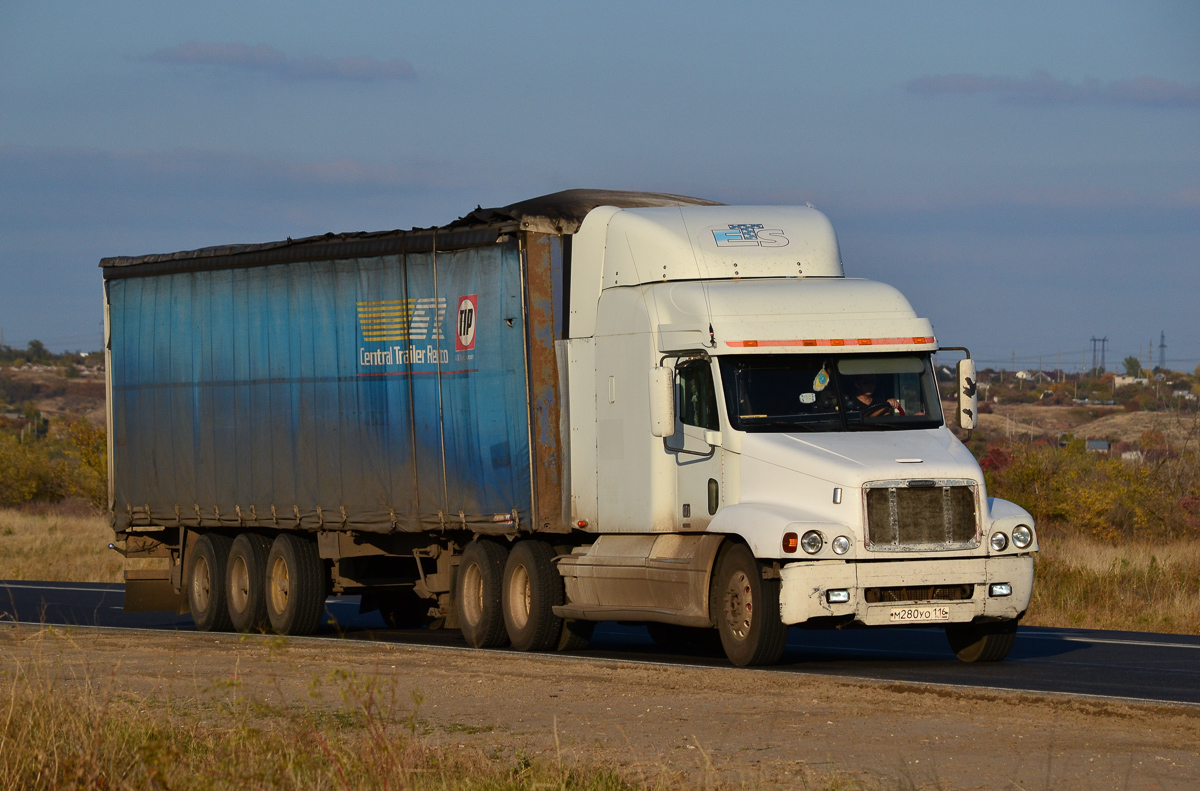 Татарстан, № М 280 УО 116 — Freightliner Century Class