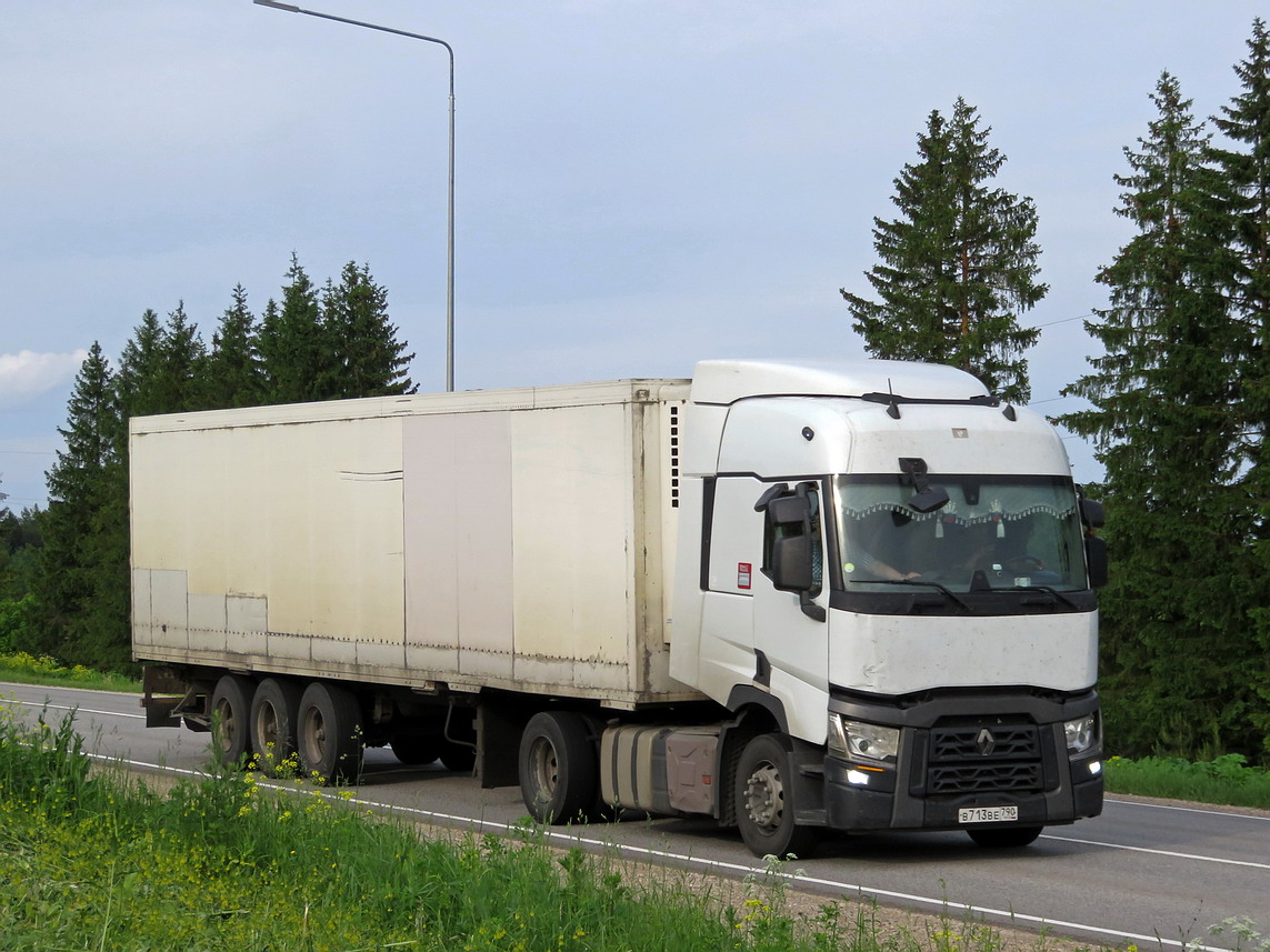 Московская область, № В 713 ВЕ 790 — Renault T-Series ('2013)