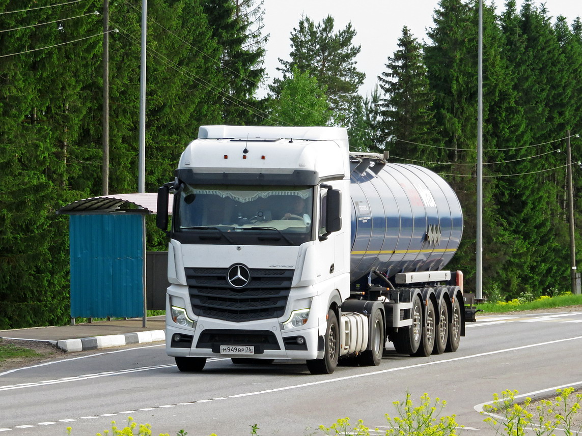 Ярославская область, № М 949 ВР 76 — Mercedes-Benz Actros '18 1845 [Z9M]