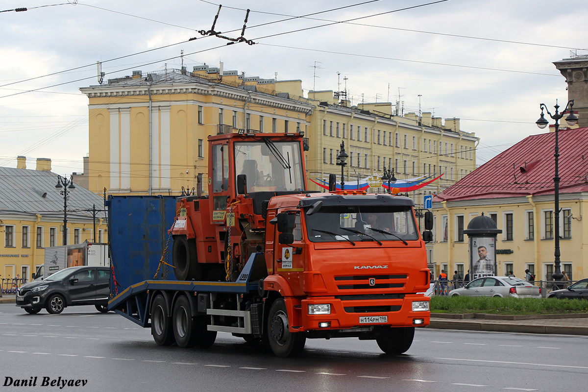 Санкт-Петербург, № Н 114 РМ 198 — КамАЗ-65115-A5