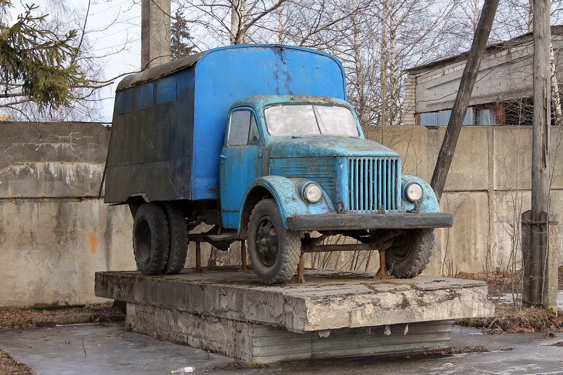 Псковская область, № (60) Б/Н 0030 — ГАЗ-51А; Псковская область — Автомобили на постаментах; Техника на постаментах, памятники (Псковская область)