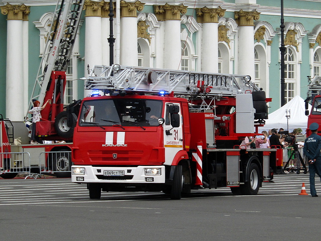 Санкт-Петербург, № Е 069 СТ 198 — КамАЗ-4308-G5; Санкт-Петербург — Парад, посвящённый 220-летию со дня образования пожарной охраны Санкт‑Петербурга (30.06.2023 г.)