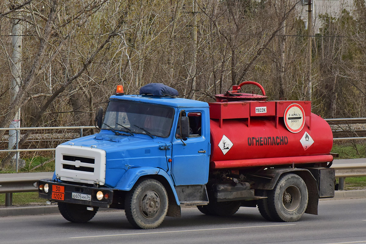 Волгоградская область, № О 605 НН 34 — ЗИЛ-433362