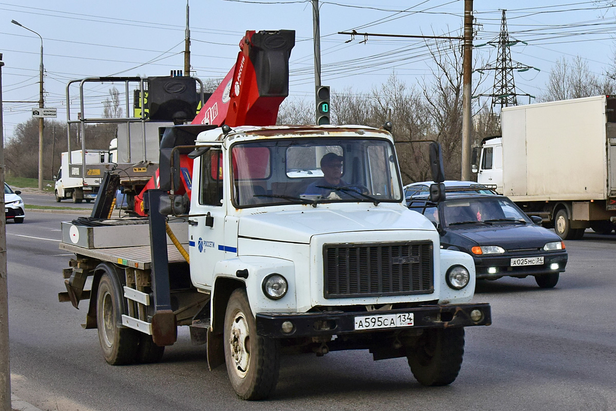 Волгоградская область, № А 595 СА 134 — ГАЗ-3309