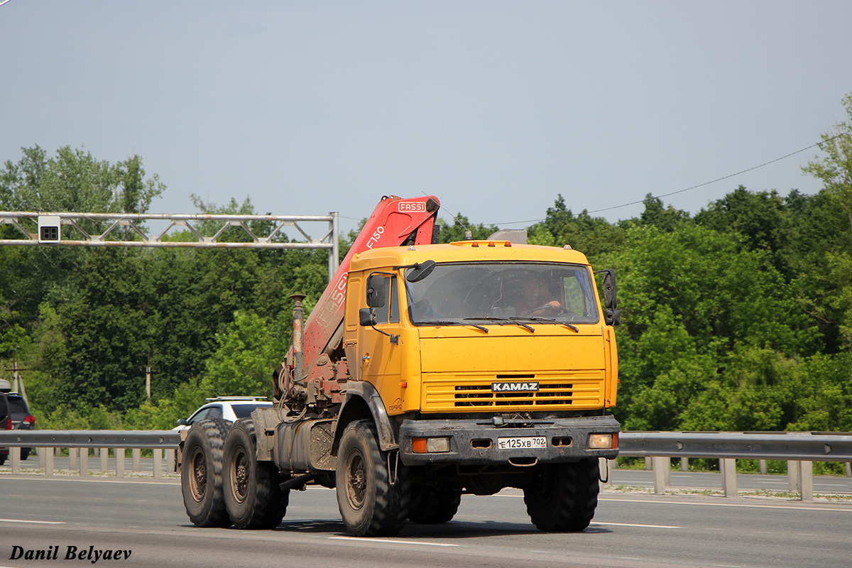 Башкортостан, № Е 125 ХВ 702 — КамАЗ-44108-10 [44108K]