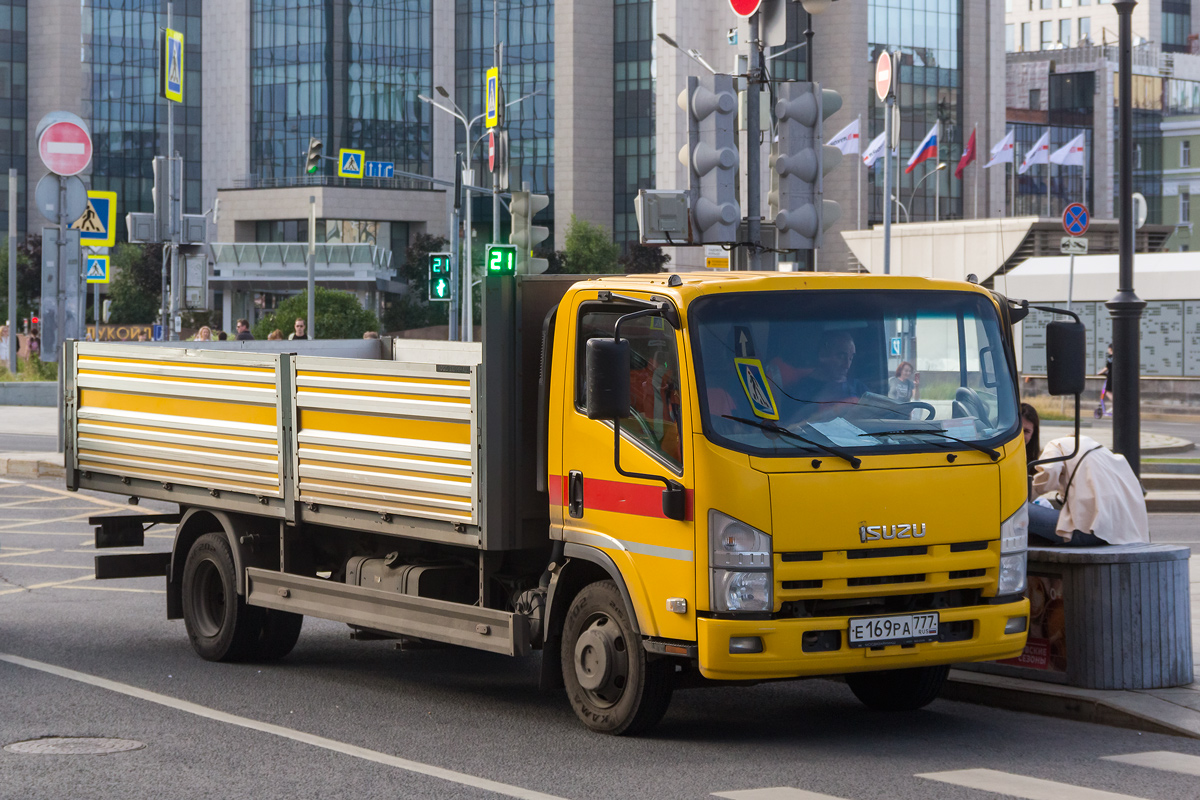 Москва, № Е 169 РА 777 — Isuzu NQR75 [Z7X]