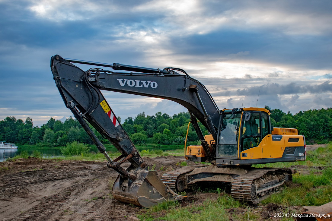 Рязанская область, № 3127 РК 62 — Volvo EC250