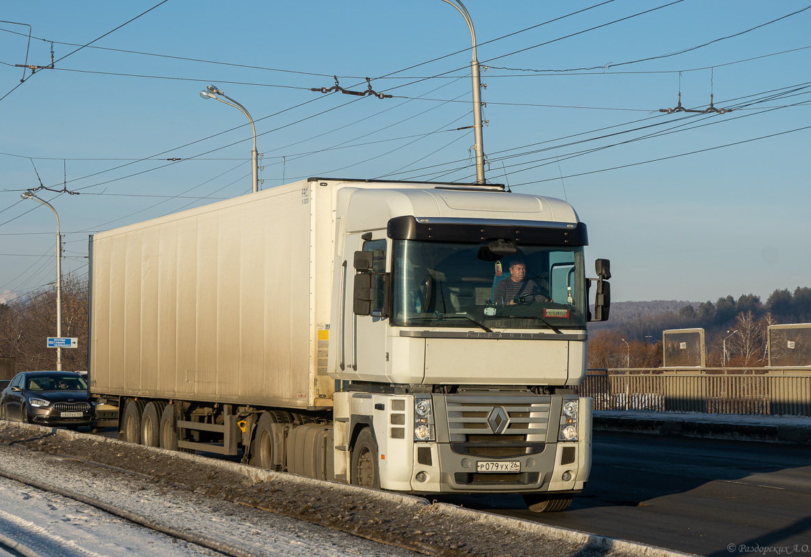 Ставропольский край, № Р 079 УХ 26 — Renault Magnum ('2008)