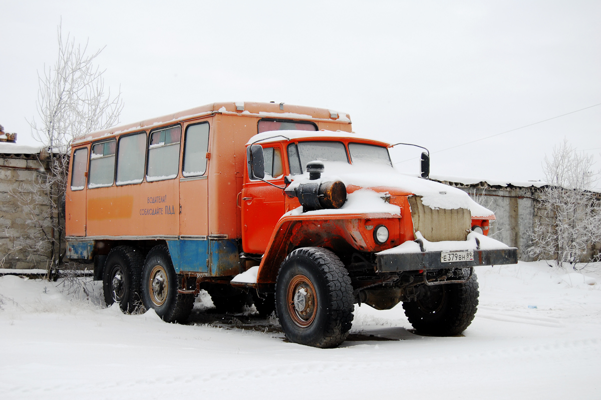 Ямало-Ненецкий автоном.округ, № Е 379 ВН 89 — Урал-4320-10