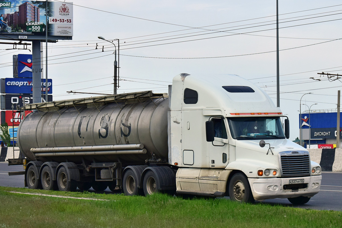 Волгоградская область, № К 537 УР 134 — Freightliner Century Class