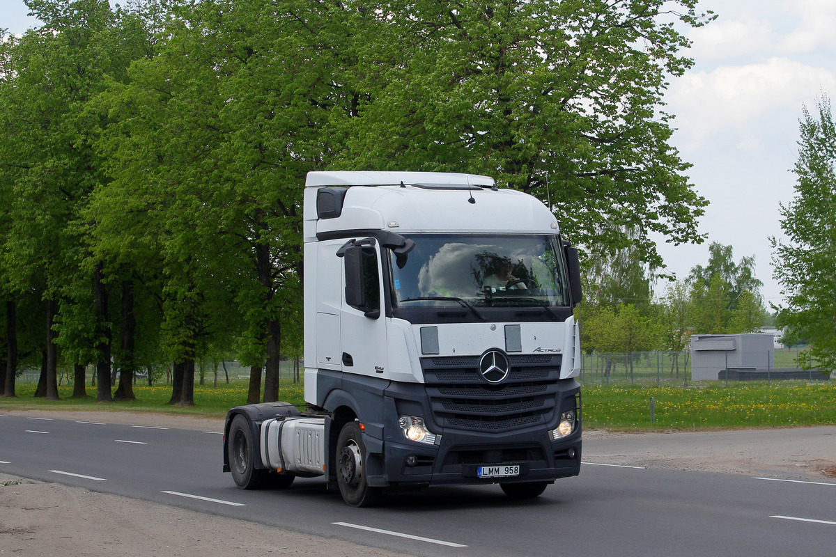 Литва, № LMM 958 — Mercedes-Benz Actros ('2011) 1842