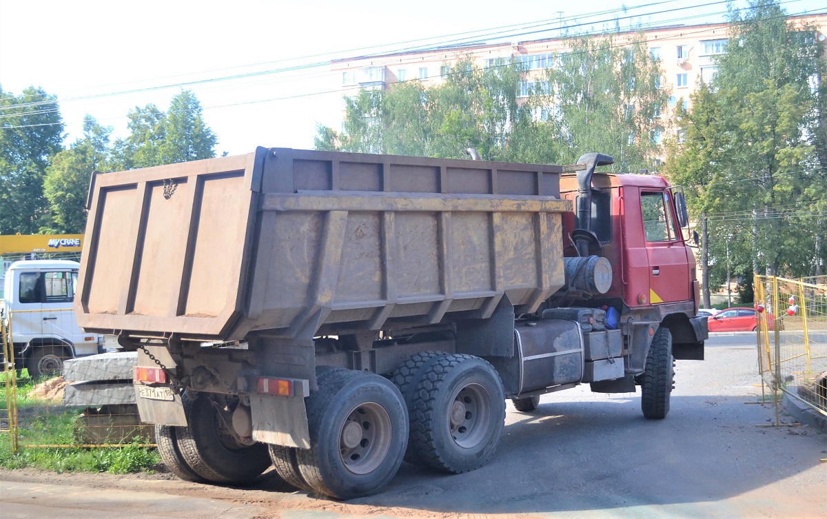 Удмуртия, № Е 371 АТ 18 — Tatra 815 S3