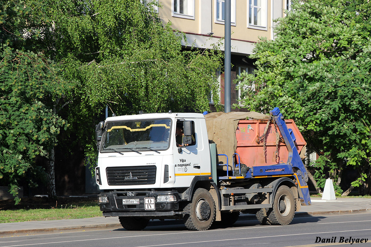 Башкортостан, № К 885 ВВ 702 — МАЗ-555025