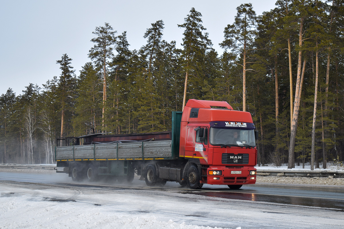 Новосибирская область, № Х 992 РТ 54 — MAN F2000 19.414